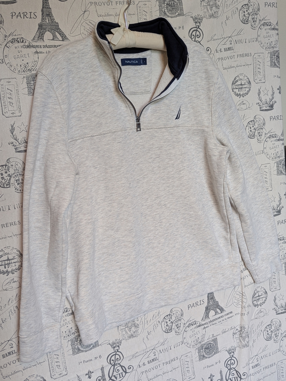 Nautica Men’s Heathered Cream Quarter-Zip Sweatshirt with Navy Trim Size L